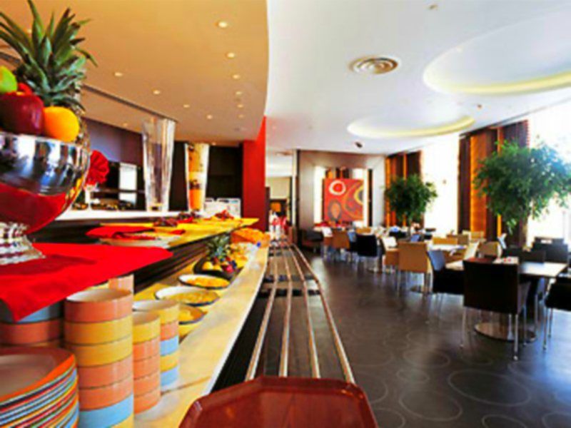 Ibis World Trade Centre Hotel Dubai Restaurant photo